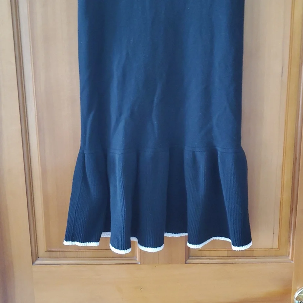 Gap Girls Size‎ XL 12 Black Knit Ruffle Short Sleeve Dress